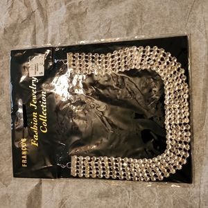 RHINESTONE NECKLACE